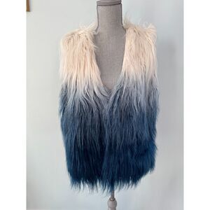 Thread & Supply Blue Cream Ombré Faux Fur Vest size Large